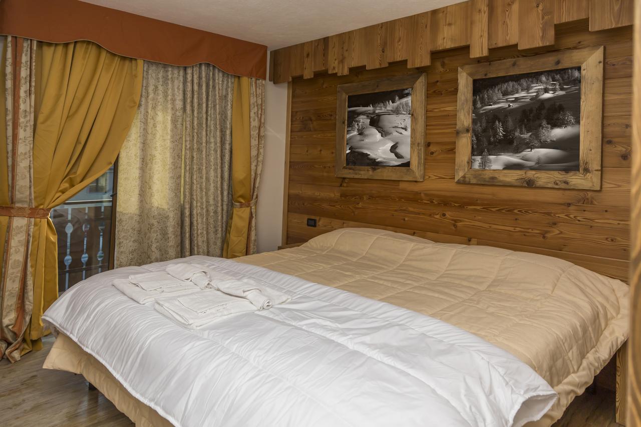Hotel Clotes Oulx Exteriér fotografie